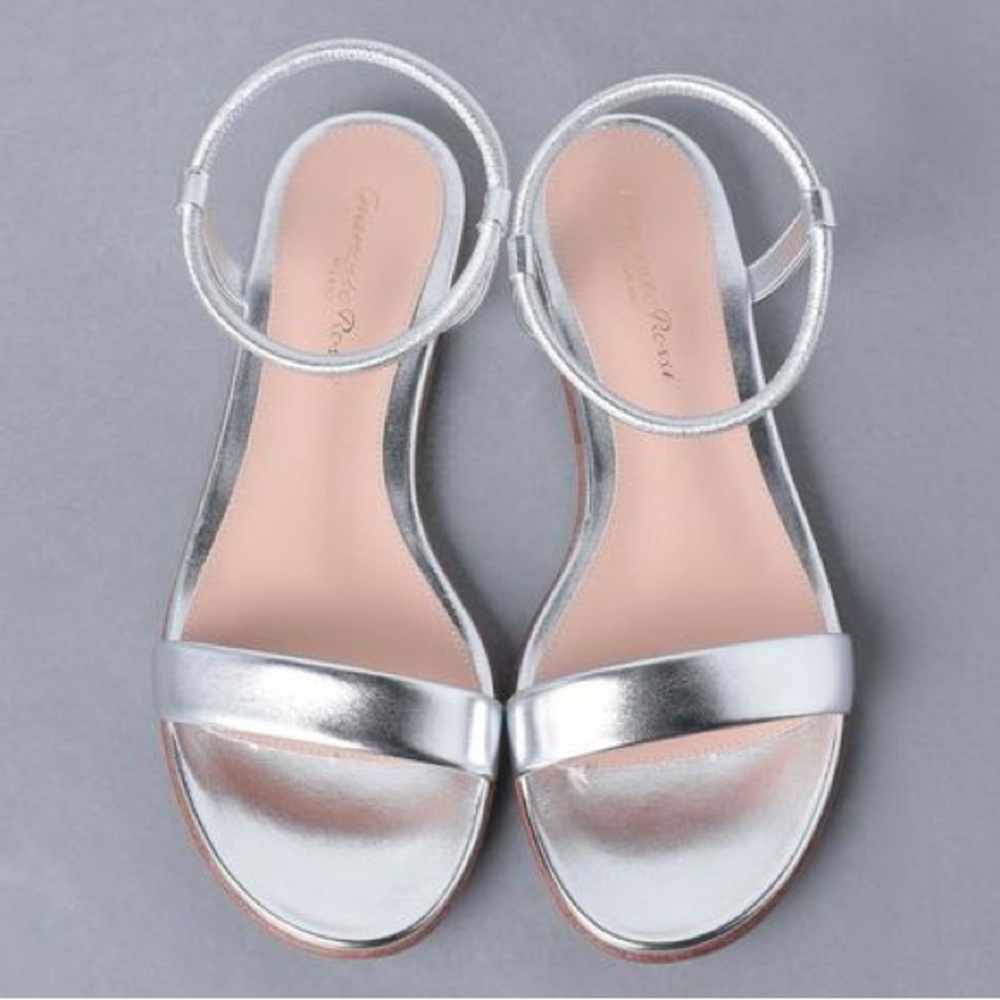 Gianvito Rossi Jaime 05 Silver Metallic Leather Ankle Strap Flat Sandals Size 41